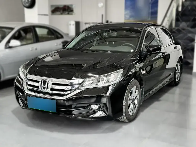 2014 Honda Accord 2.0L 155HP L4 CVT