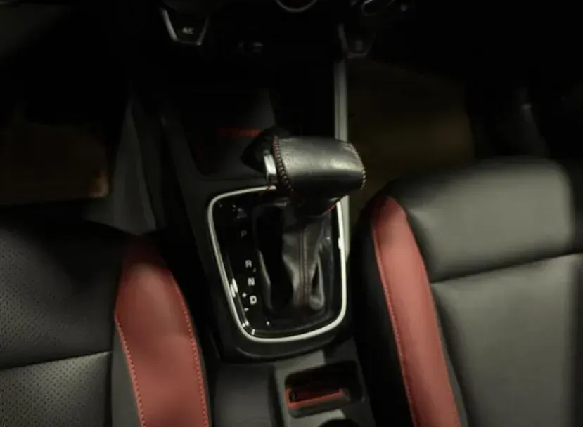 2017 Kia KX Cross 1.4L 100HP L4 6AT,autocango,china used car exporter,china ev exporter,chinese used car exporter,chinese used ev exporter