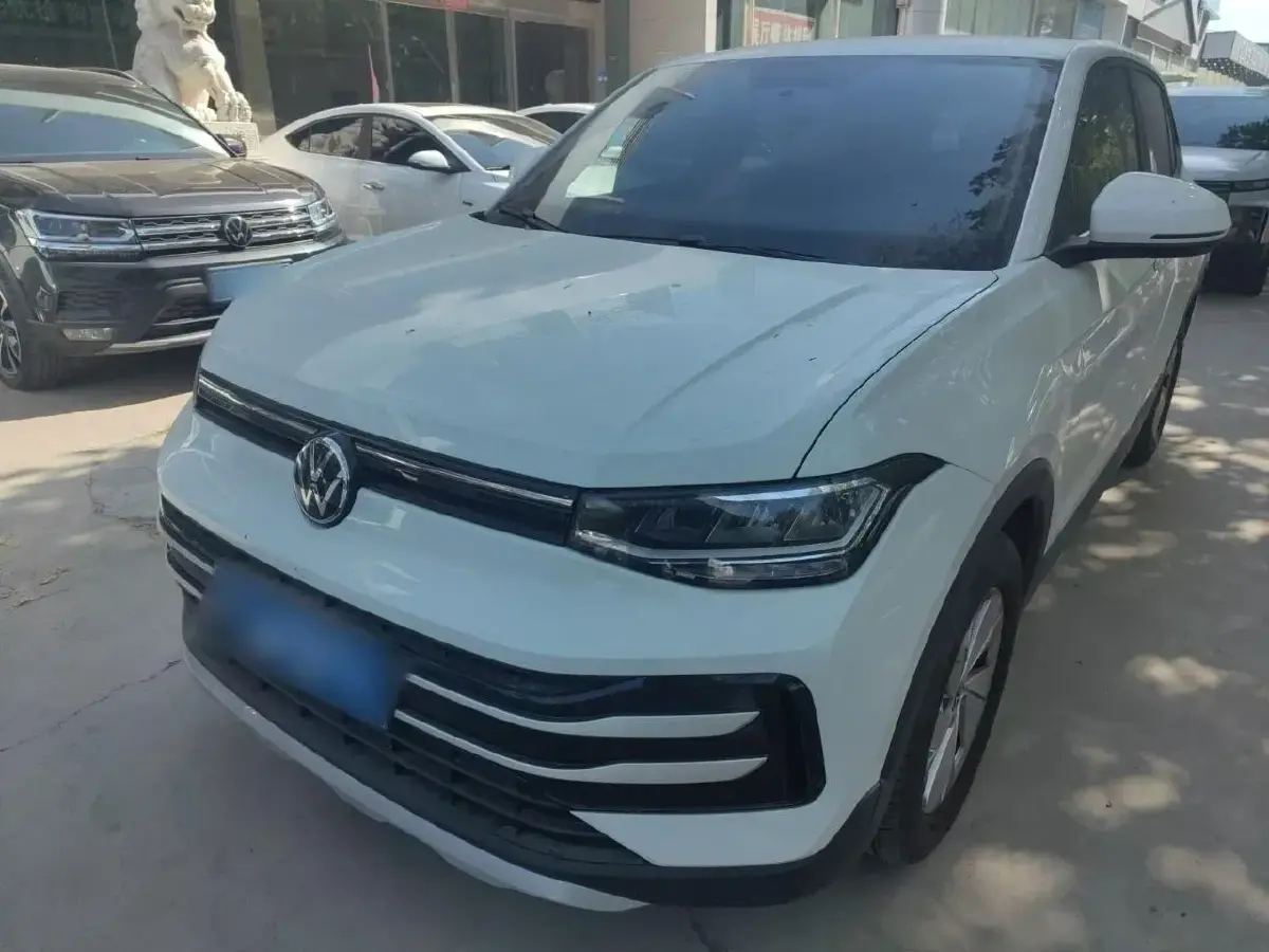 2025 Volkswagen Tharu 1.5L 110HP L4 6AT