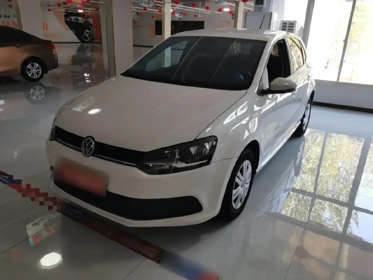 2016 Volkswagen Polo 1.4L 90HP L4 5MT