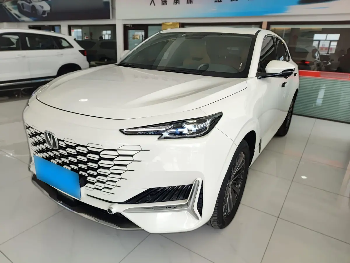 2021 ChangAn UNI-K 2.0T 233HP L4 8AT