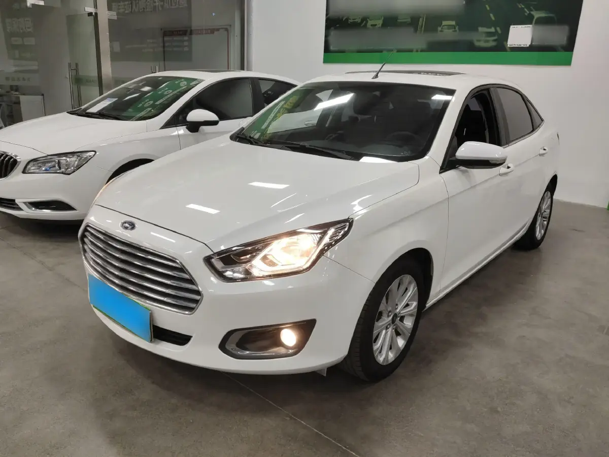 2015 Ford Escort 1.5L 113HP L4 6AT