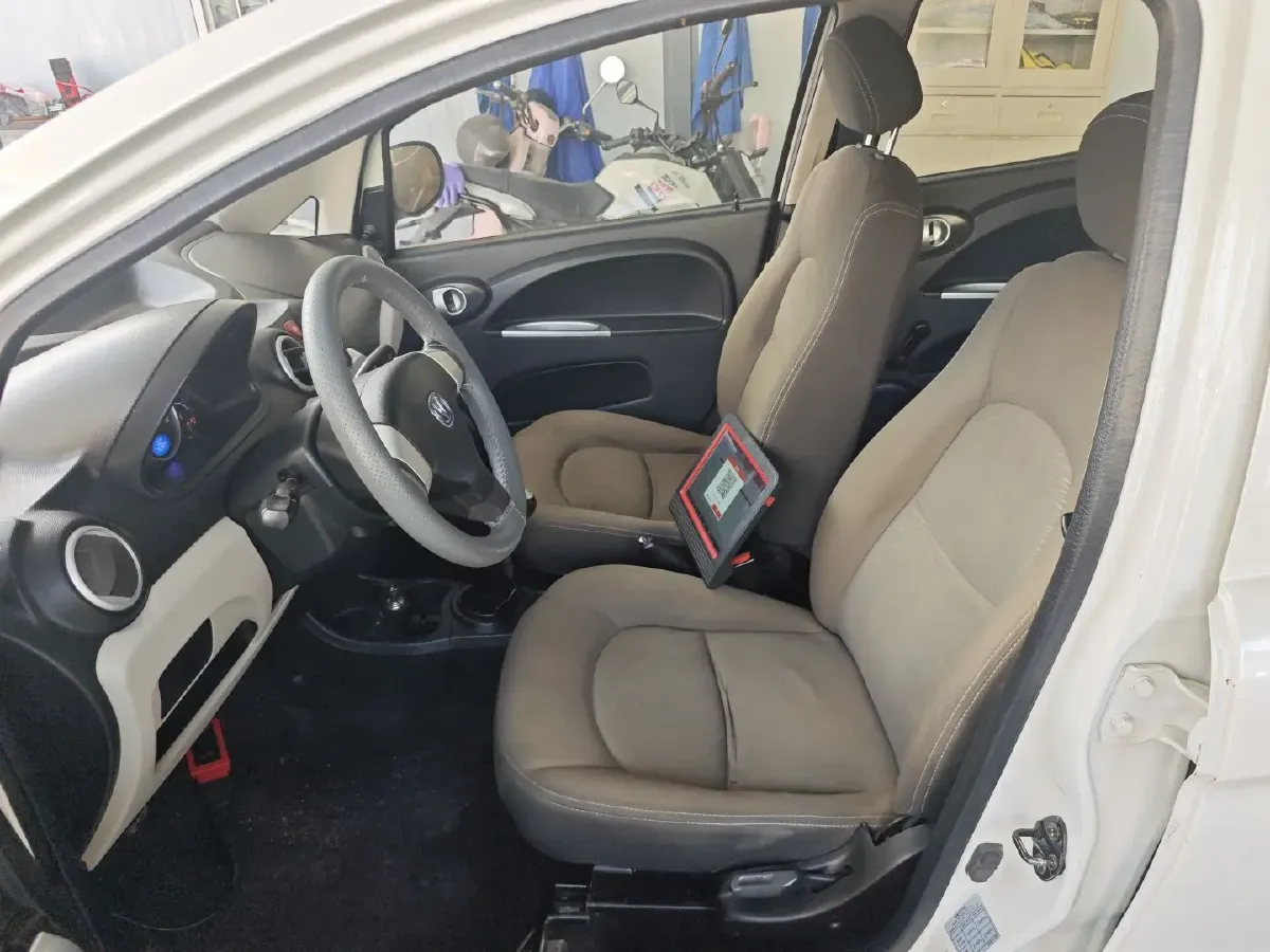 2012 ChangAn BenBen MINI 1.0L 69HP L4 5MT,autocango,china used car exporter,china ev exporter,chinese used car exporter,chinese used ev exporter