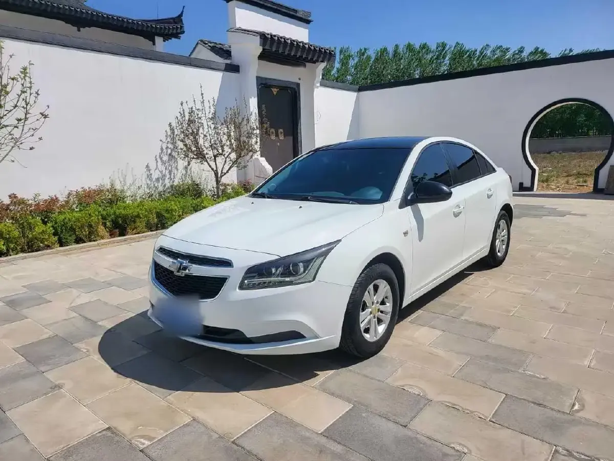 2015 Chevrolet Cruze 1.5L 113HP L4 5MT