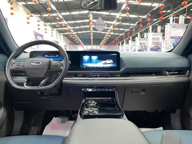 2022 Ford Equator Sport 1.5T 170HP L4 7DCT,autocango,china used car exporter,china ev exporter,chinese used car exporter,chinese used ev exporter