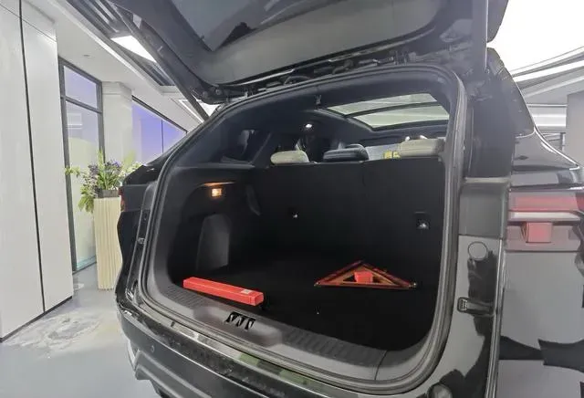 2022 Ford Equator Sport 1.5T 170HP L4 7DCT,autocango,china used car exporter,china ev exporter,chinese used car exporter,chinese used ev exporter