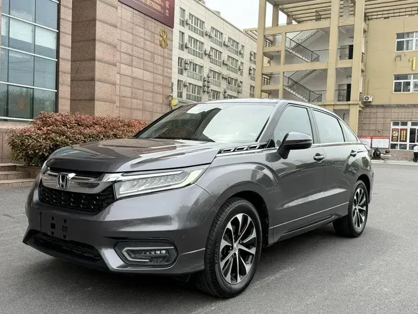 2017 Honda Avancier 1.5T 193HP L4 CVT