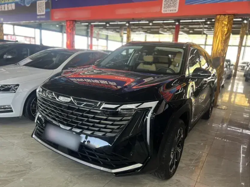 2023 Geely StarRay 1.5T 181HP L4 7DCT