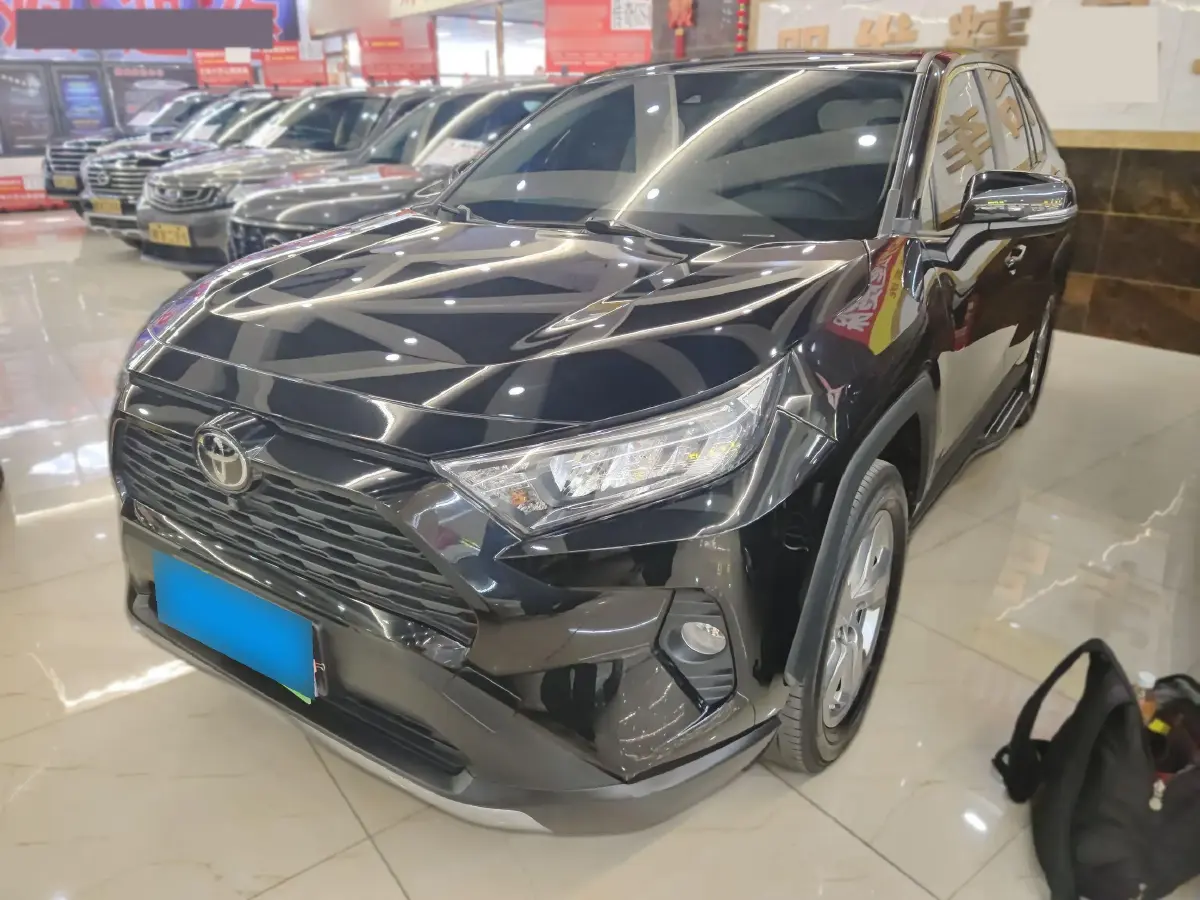2020 Toyota RAV4 2.0L 171HP L4 CVT