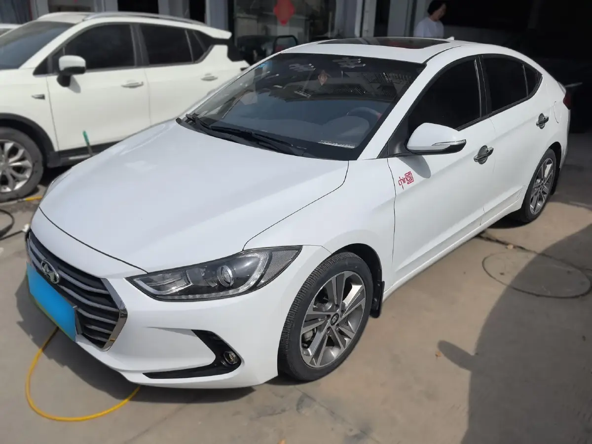 2018 Hyundai Elantra 1.6L 130HP L4 6AT