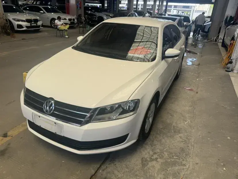 2017 Volkswagen Lavida 1.6L 110HP L4 6AT