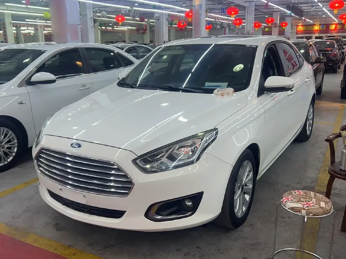 2017 Ford Escort 1.5L 113HP L4 6AT