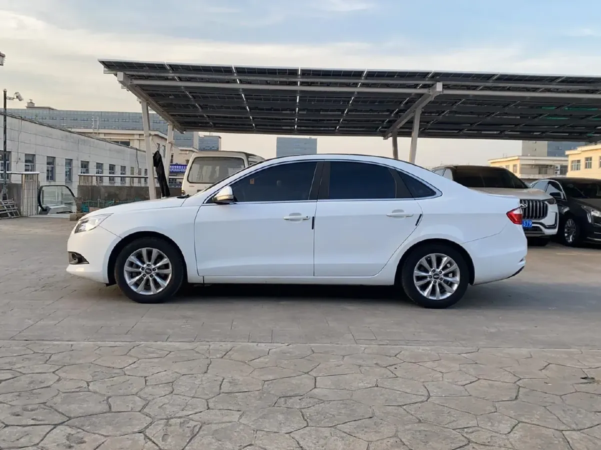 2015 Chery Arrizo 7 1.6L 126HP L4 5MT,autocango,china used car exporter,china ev exporter,chinese used car exporter,chinese used ev exporter