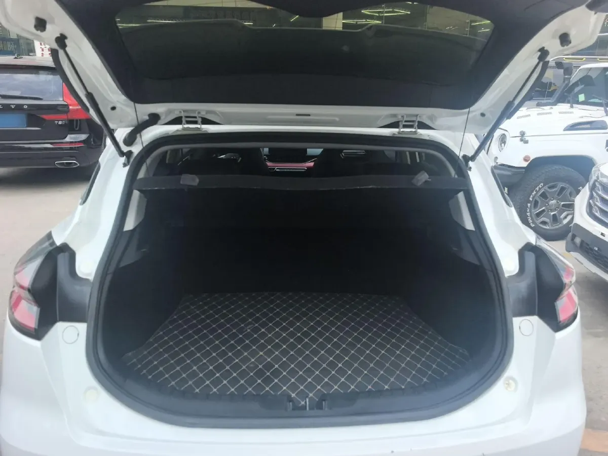 2021 Geely Emgrand S 1.4T 141HP L4 CVT,autocango,china used car exporter,china ev exporter,chinese used car exporter,chinese used ev exporter