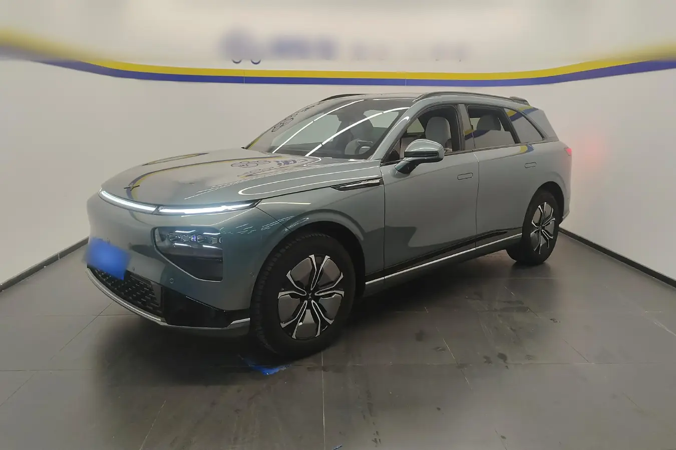 2024 Xpeng G9 BEV 98KWH