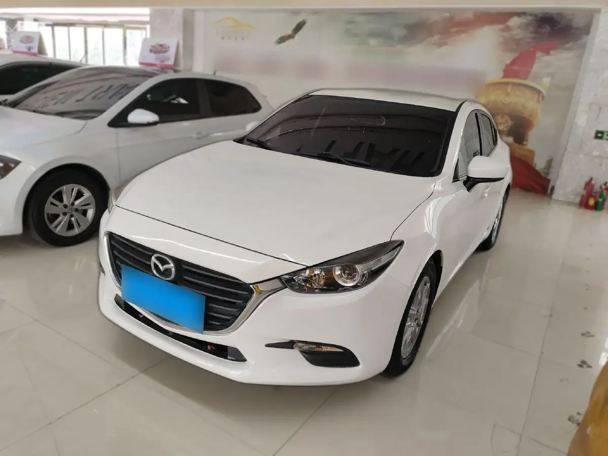 2017 Mazda 3 Axela 1.5L 117HP L4 6AT