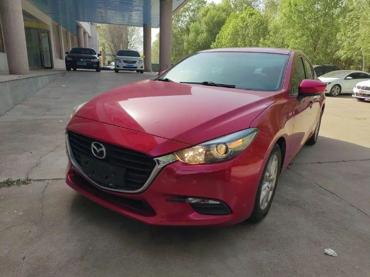 2017 Mazda 3 Axela 1.5L 117HP L4 6AT