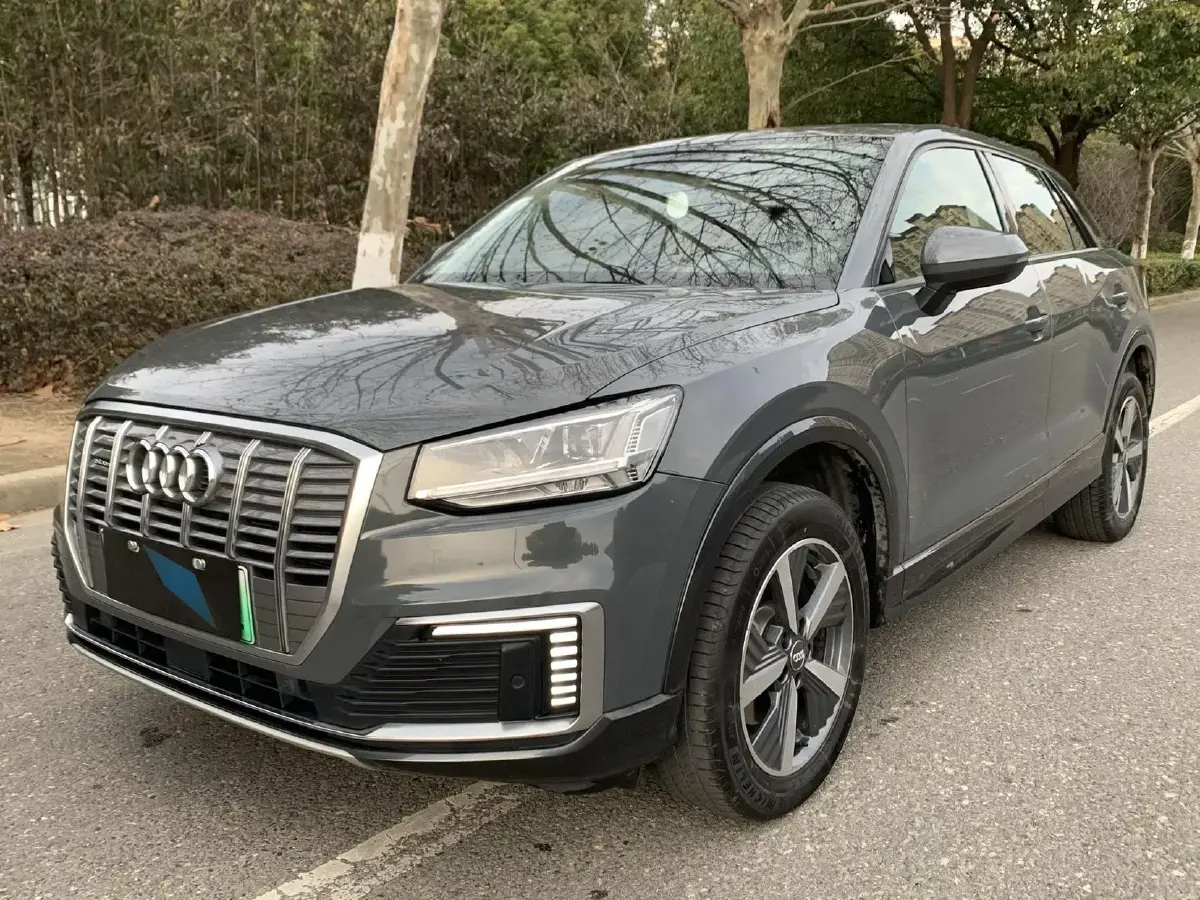 2019 Audi Q2L e-tron BEV 39.7KWH
