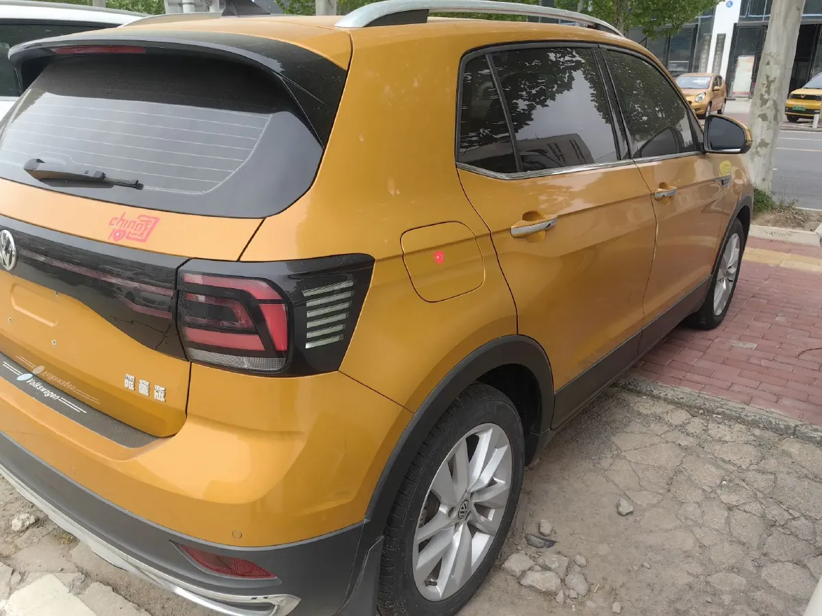 2019 Volkswagen T-Cross 1.5L 113HP L4 6AT,autocango,china used car exporter,china ev exporter,chinese used car exporter,chinese used ev exporter