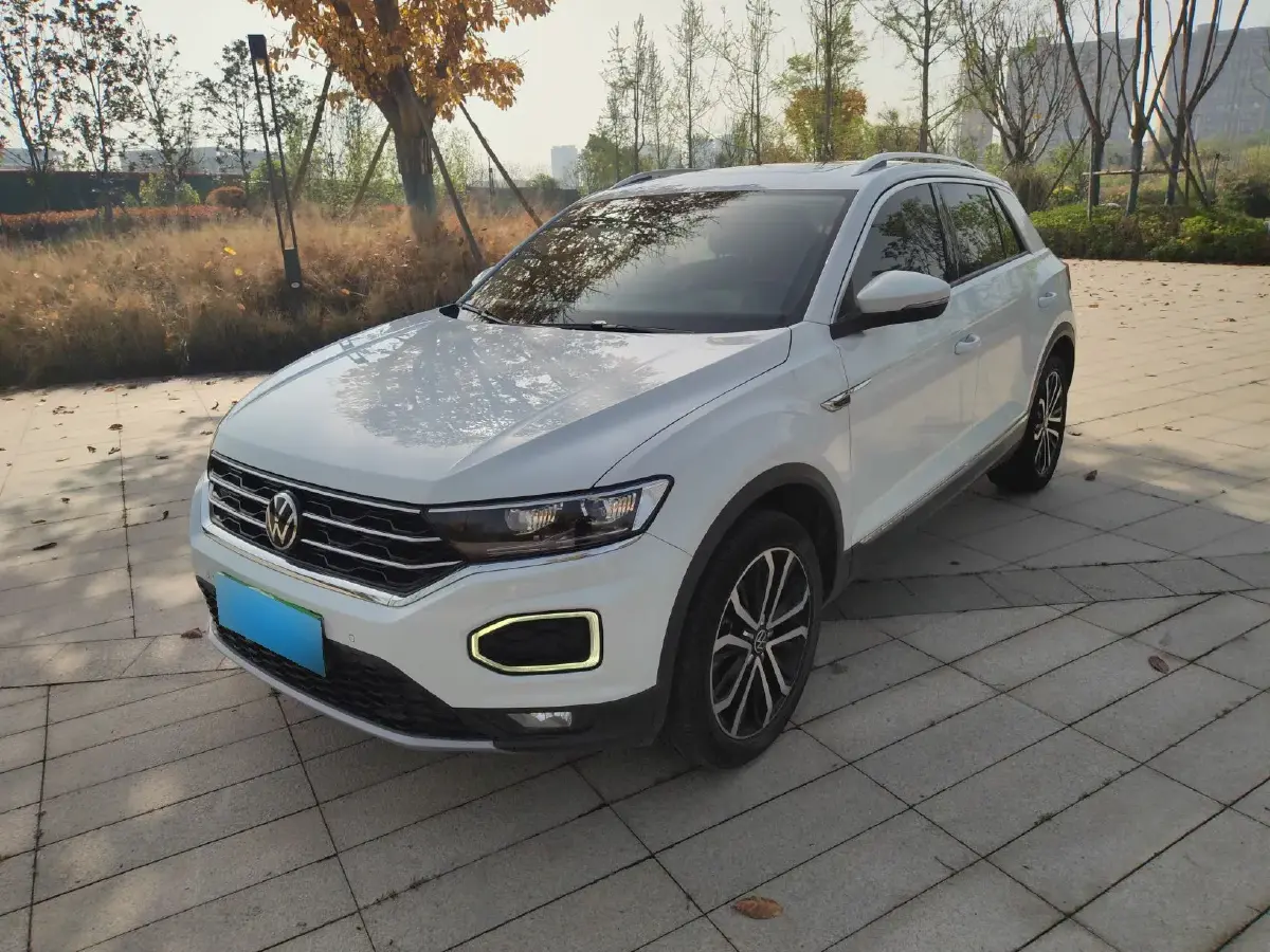 2022 Volkswagen T-Roc 1.4T 150HP L4 7DCT
