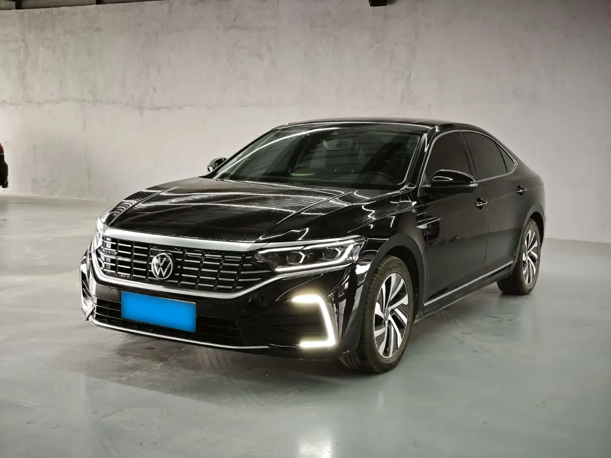 2022 Volkswagen Passat 1.4T 150HP L4 6DCT PHEV 13KWH