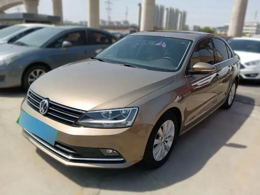2015 Volkswagen Sagitar 1.6L 110HP L4 6AT