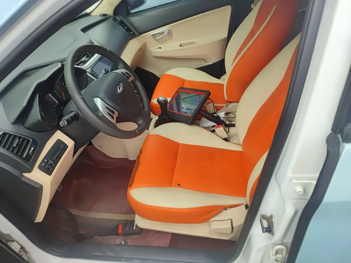 2015 Chery Fulwin 2 1.5L 109HP L4 5MT,autocango,china used car exporter,china ev exporter,chinese used car exporter,chinese used ev exporter