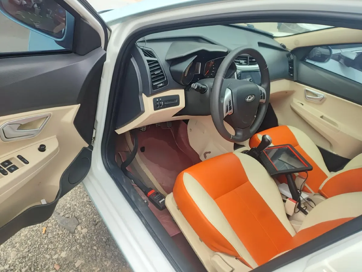 2015 Chery Fulwin 2 1.5L 109HP L4 5MT,autocango,china used car exporter,china ev exporter,chinese used car exporter,chinese used ev exporter