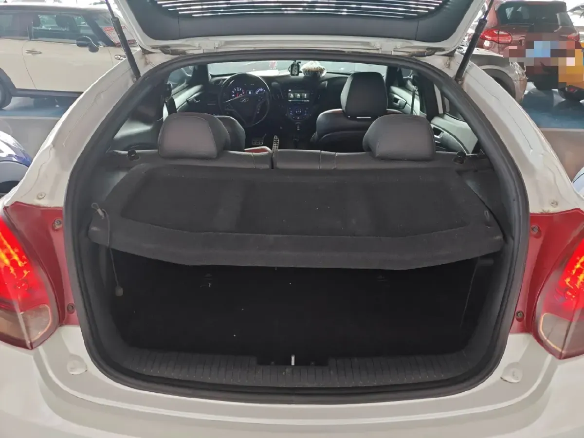 2015 Hyundai Veloster 1.6T 204HP L4 7DCT,autocango,china used car exporter,china ev exporter,chinese used car exporter,chinese used ev exporter