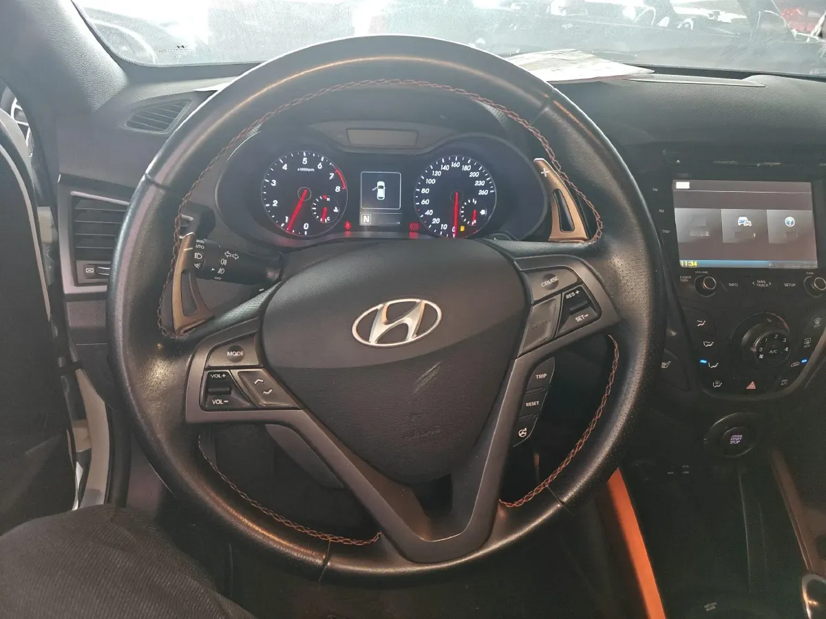 2015 Hyundai Veloster 1.6T 204HP L4 7DCT,autocango,china used car exporter,china ev exporter,chinese used car exporter,chinese used ev exporter