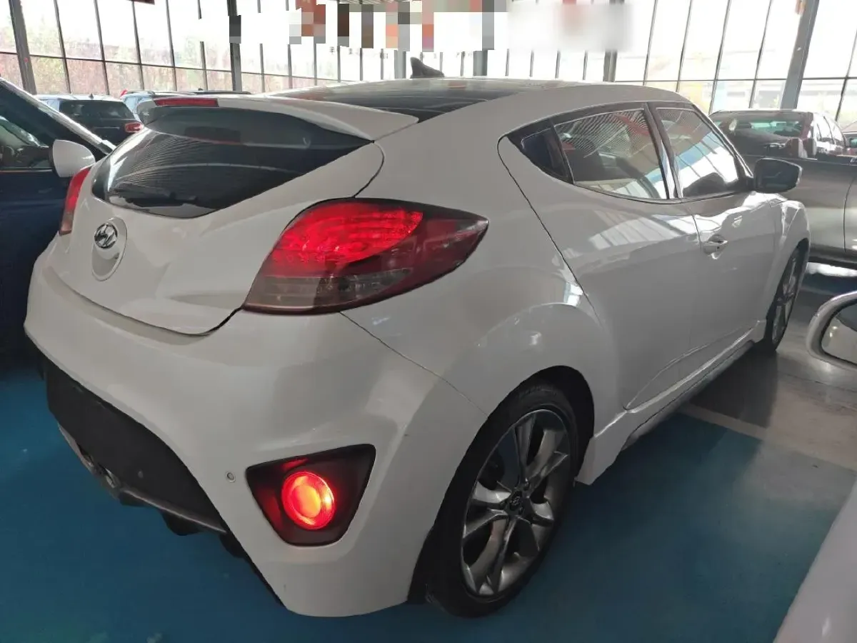 2015 Hyundai Veloster 1.6T 204HP L4 7DCT,autocango,china used car exporter,china ev exporter,chinese used car exporter,chinese used ev exporter