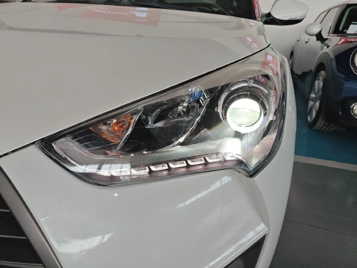 2015 Hyundai Veloster 1.6T 204HP L4 7DCT,autocango,china used car exporter,china ev exporter,chinese used car exporter,chinese used ev exporter