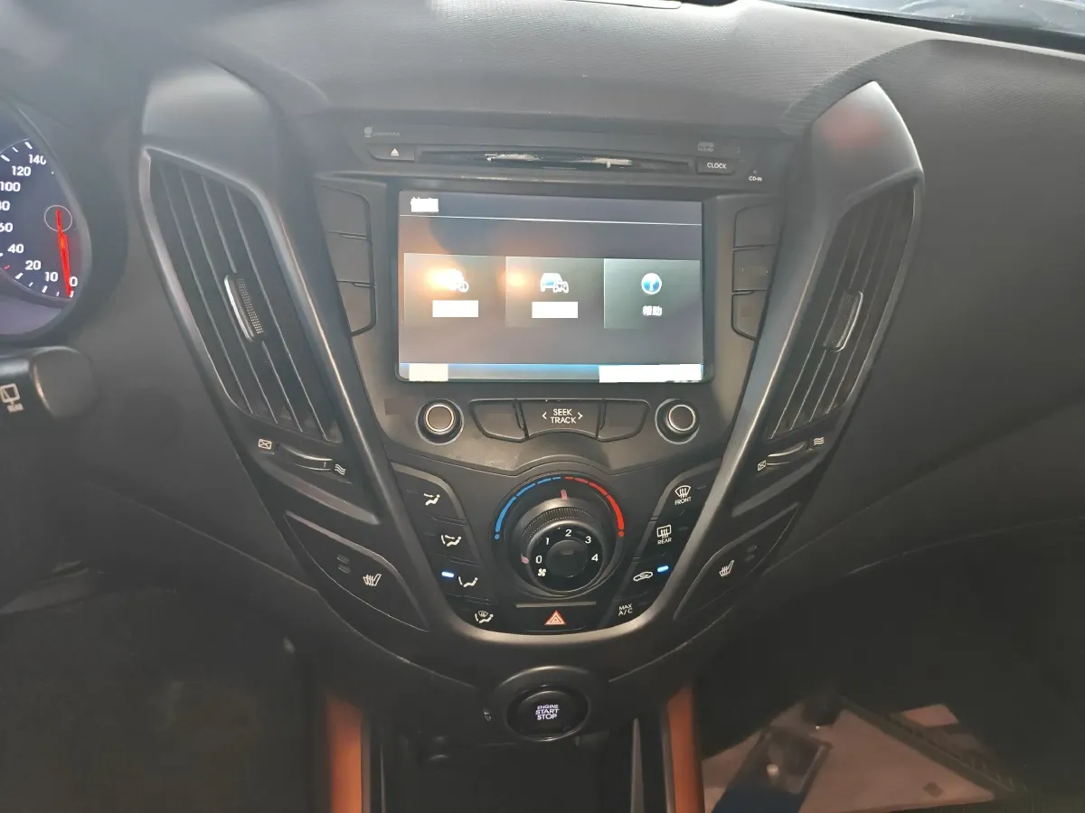 2015 Hyundai Veloster 1.6T 204HP L4 7DCT,autocango,china used car exporter,china ev exporter,chinese used car exporter,chinese used ev exporter