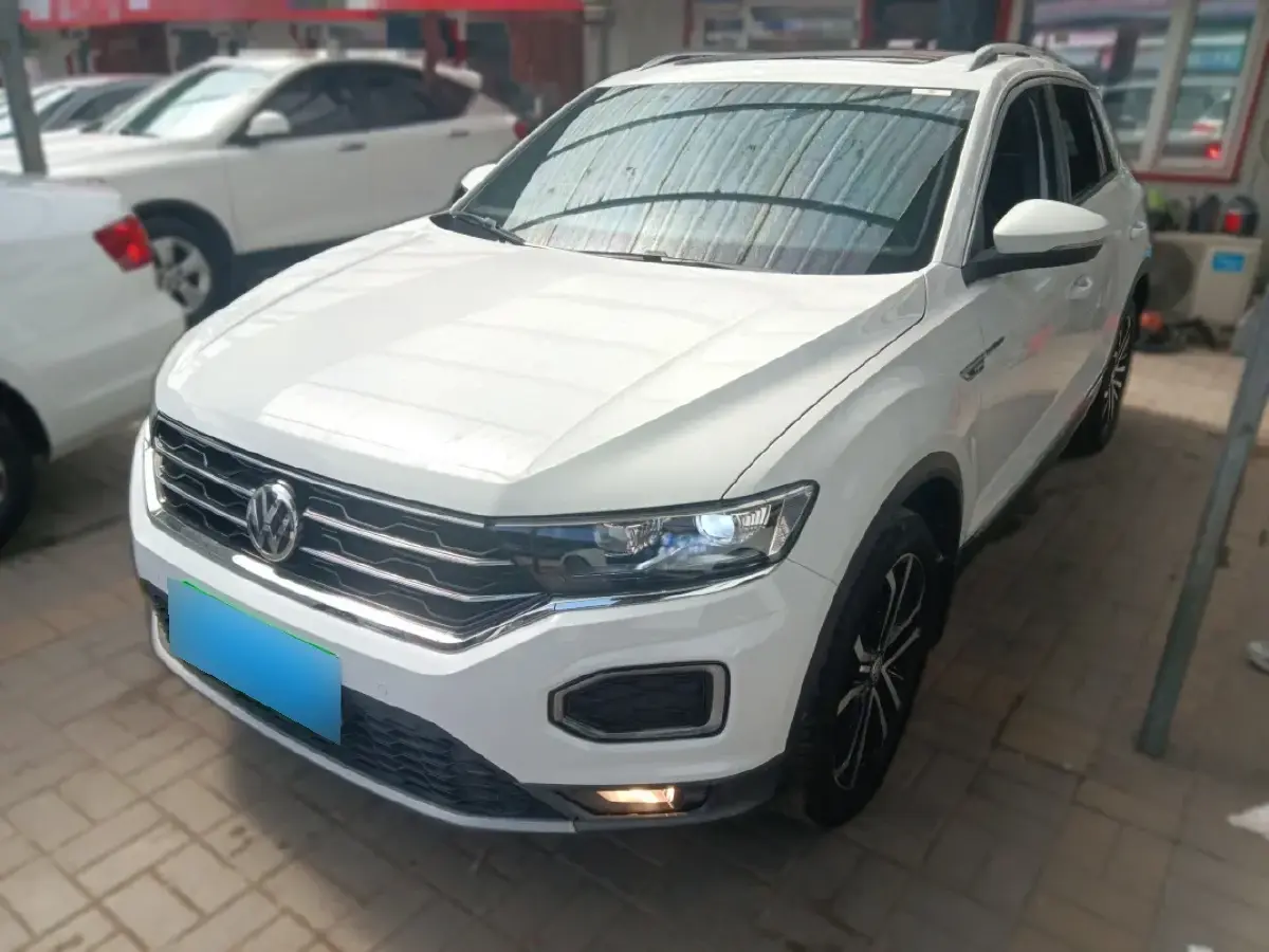 2018 Volkswagen T-Roc 1.4T 150HP L4 7DCT