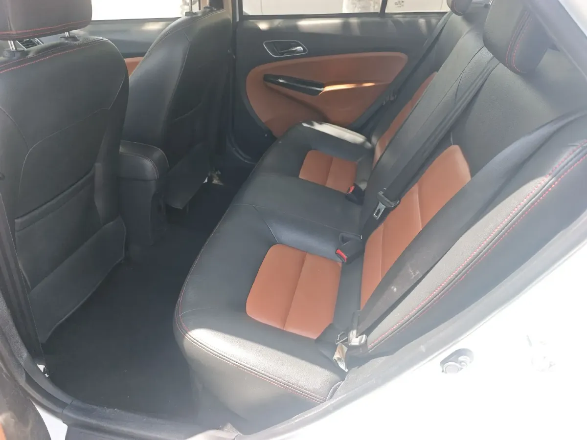 2016 Geely KingKong 1.5L 102HP L4 5MT,autocango,china used car exporter,china ev exporter,chinese used car exporter,chinese used ev exporter