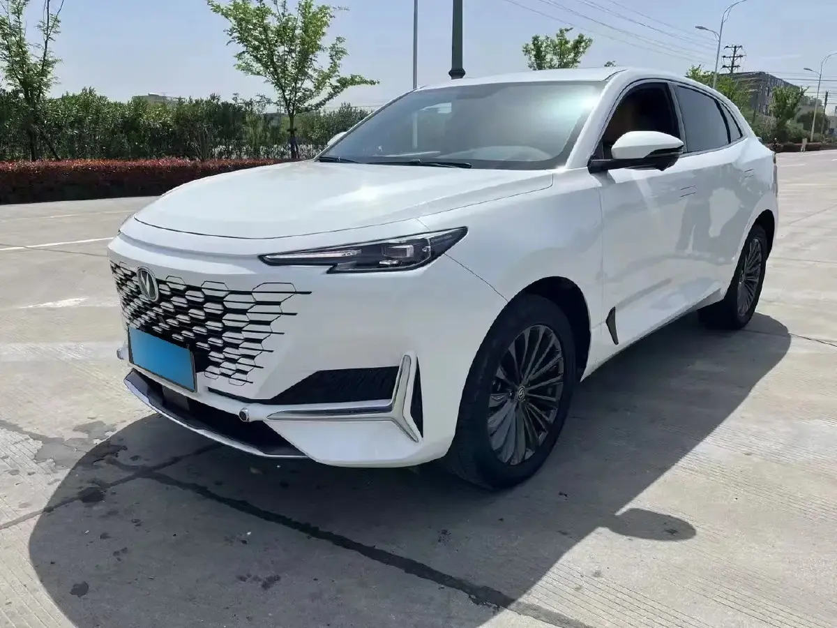 2021 ChangAn UNI-K 2.0T 233HP L4 8AT