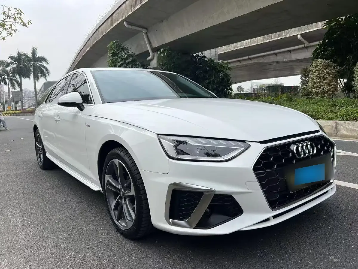 2020 Audi A4L 2.0T 190HP L4 7DCT