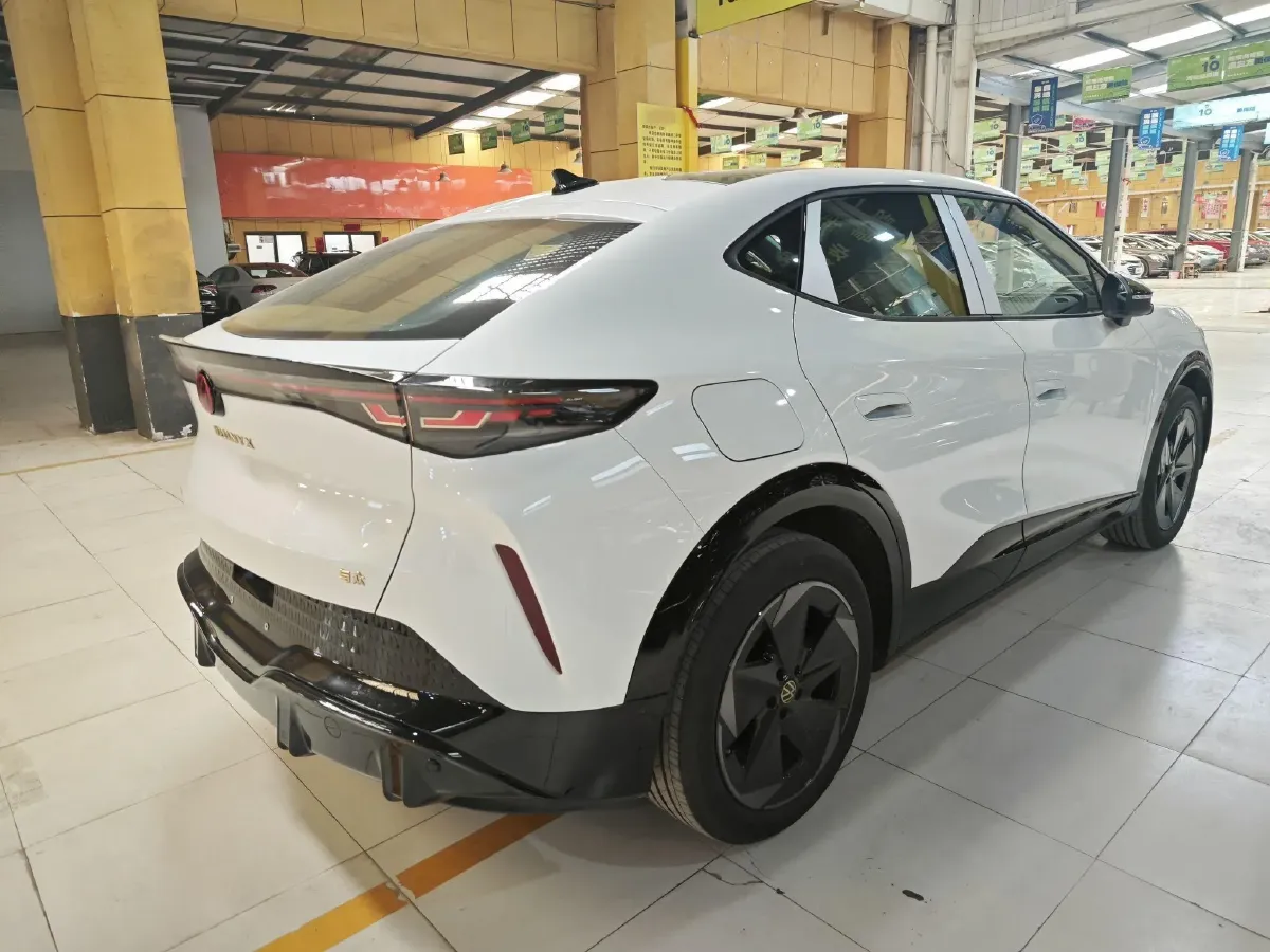 2024 Volkswagen ID.UNYX BEV 80.2KWH,autocango,china used car exporter,china ev exporter,chinese used car exporter,chinese used ev exporter