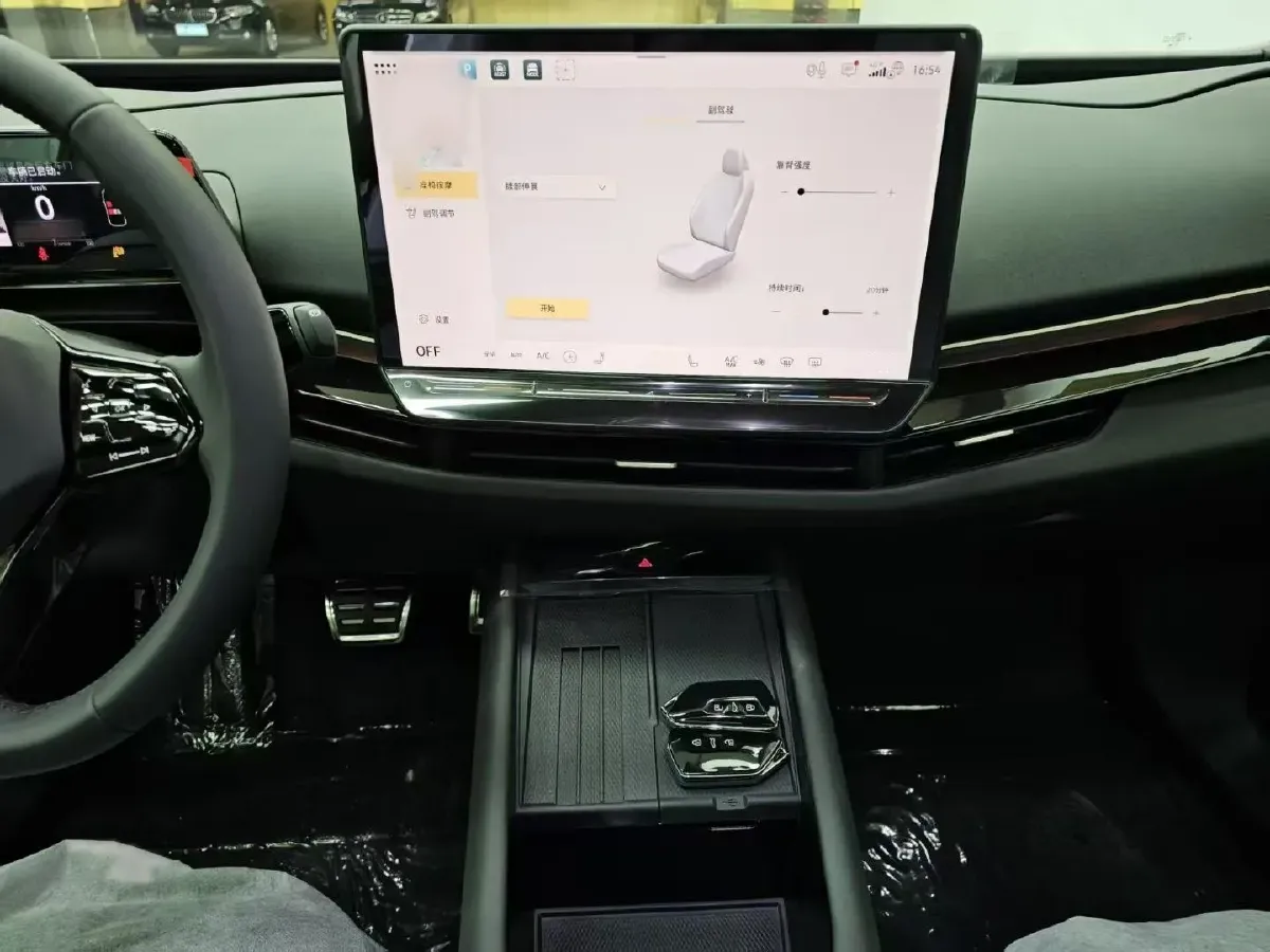 2024 Volkswagen ID.UNYX BEV 80.2KWH,autocango,china used car exporter,china ev exporter,chinese used car exporter,chinese used ev exporter