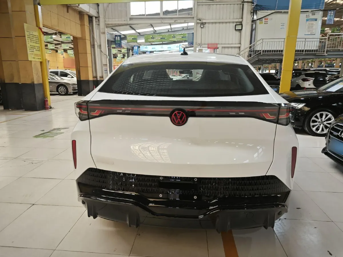 2024 Volkswagen ID.UNYX BEV 80.2KWH,autocango,china used car exporter,china ev exporter,chinese used car exporter,chinese used ev exporter