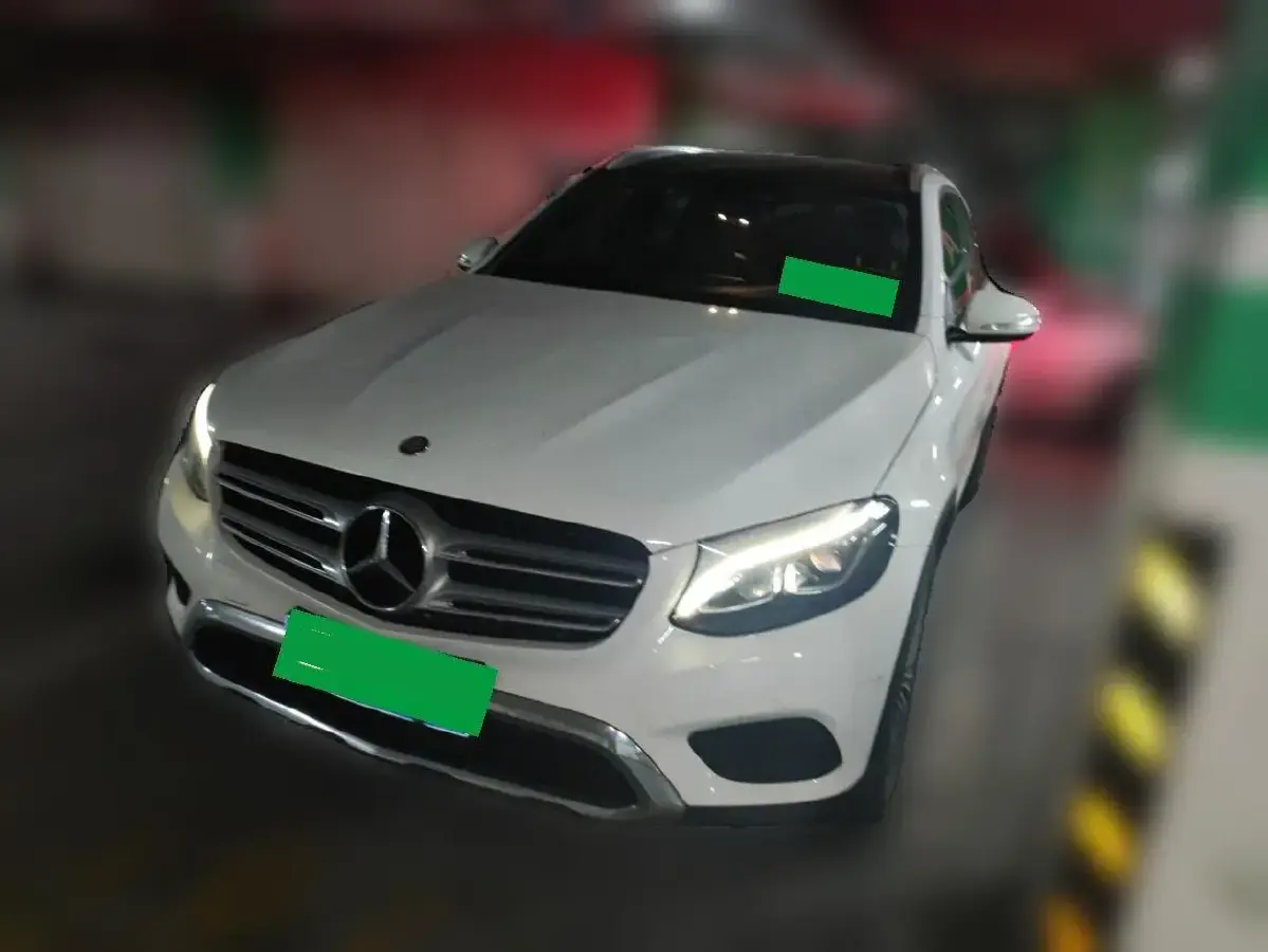 2016 Mercedes-Benz GLC Class 2.0T 184HP L4 9AT