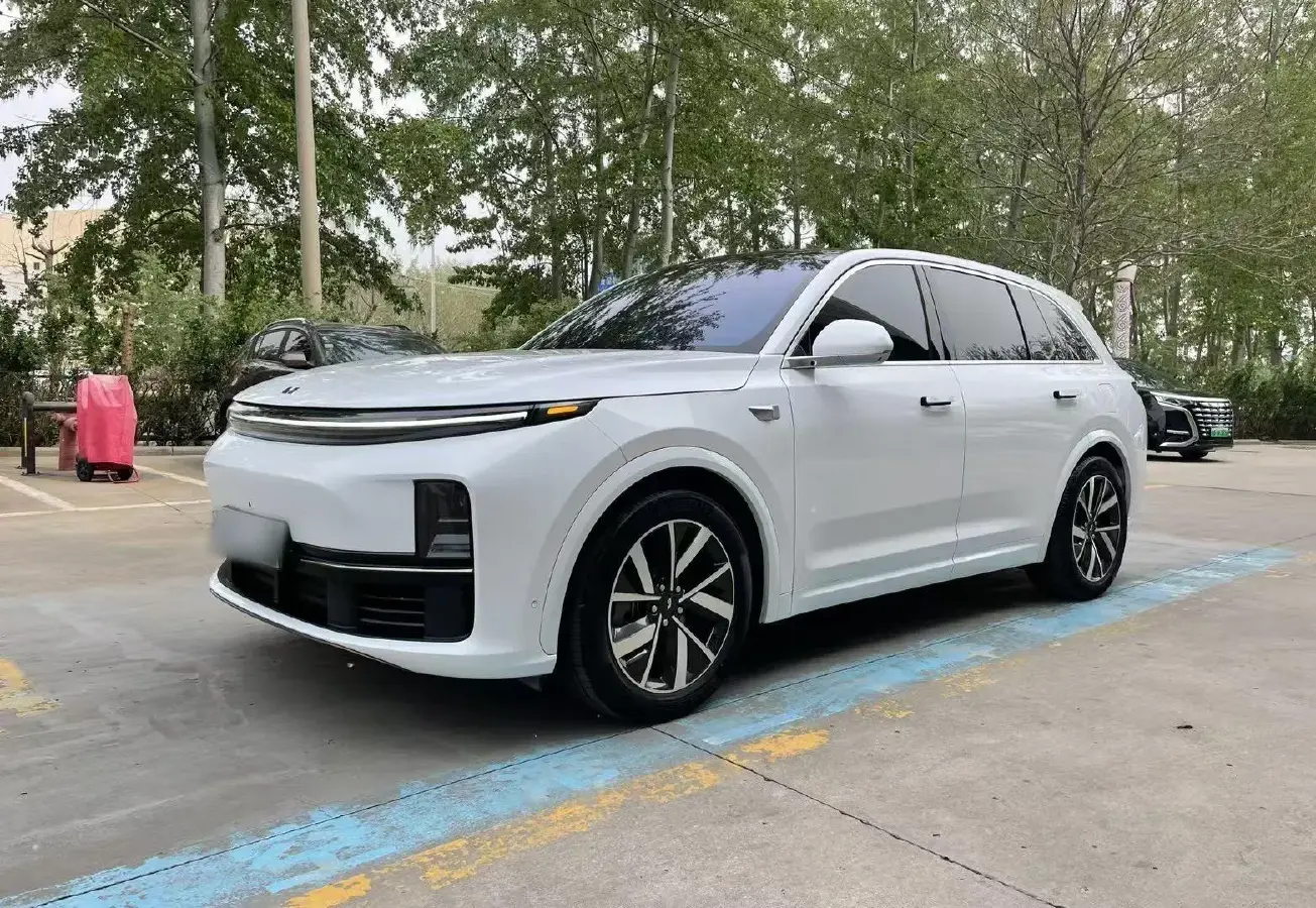 2023 Li L7 Range Extended 154HP REEV 40.9KWH