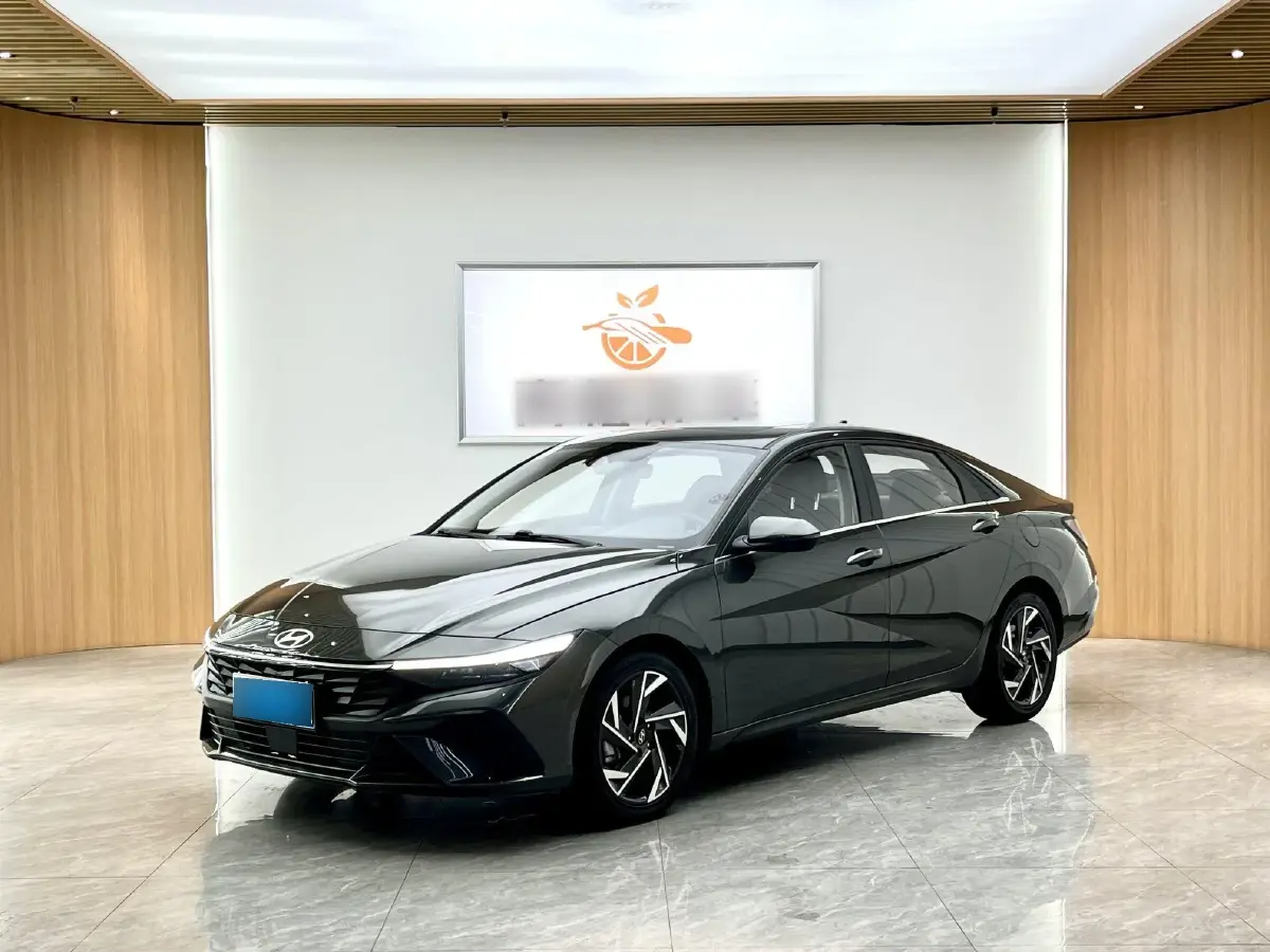 2023 Hyundai Elantra 1.5L 115HP L4 CVT