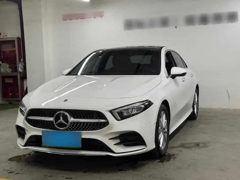 2021 Mercedes-Benz A Class 1.3T 163HP L4 7DCT