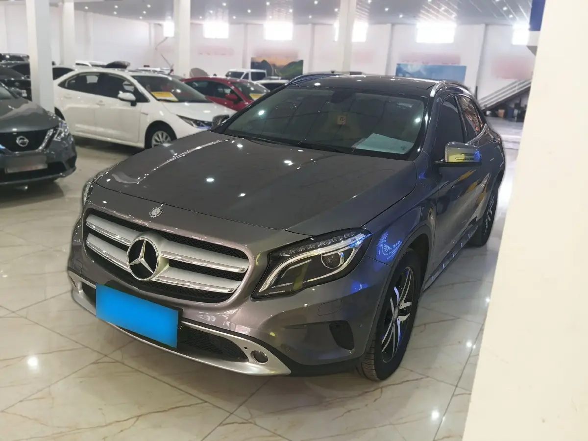 2015 Mercedes-Benz GLA Class 2.0T 184HP L4 7DCT