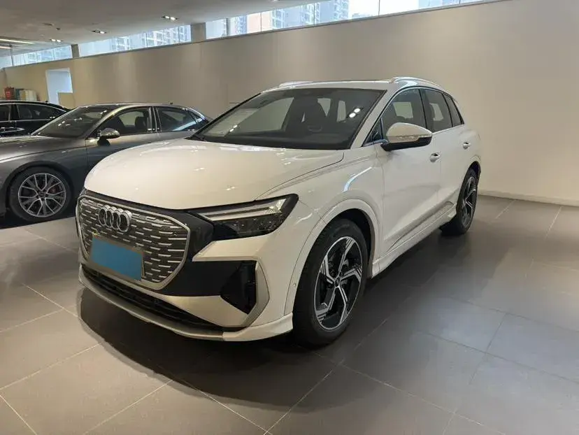 2023 Audi Q4 e-tron BEV 84.8KWH