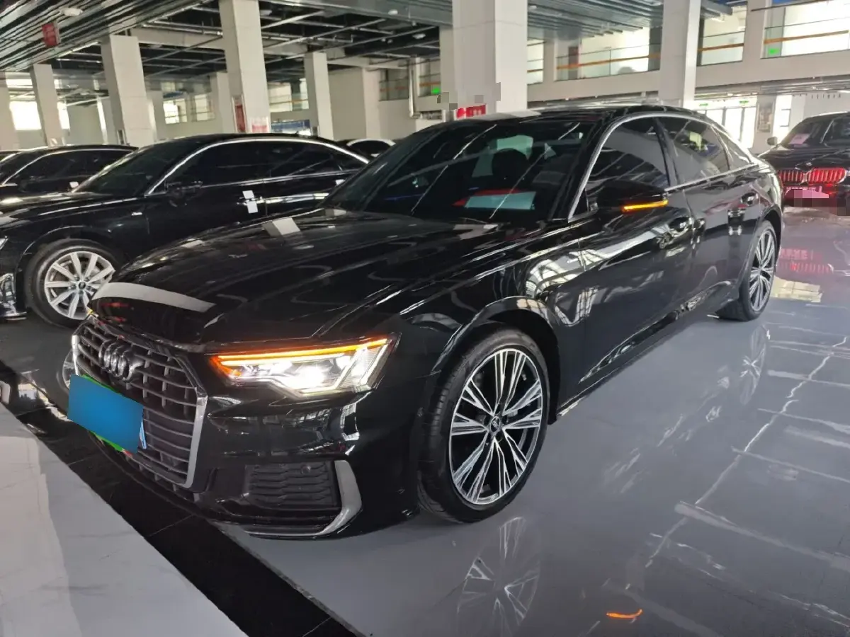 2022 Audi A6L 2.0T 224HP L4 7DCT