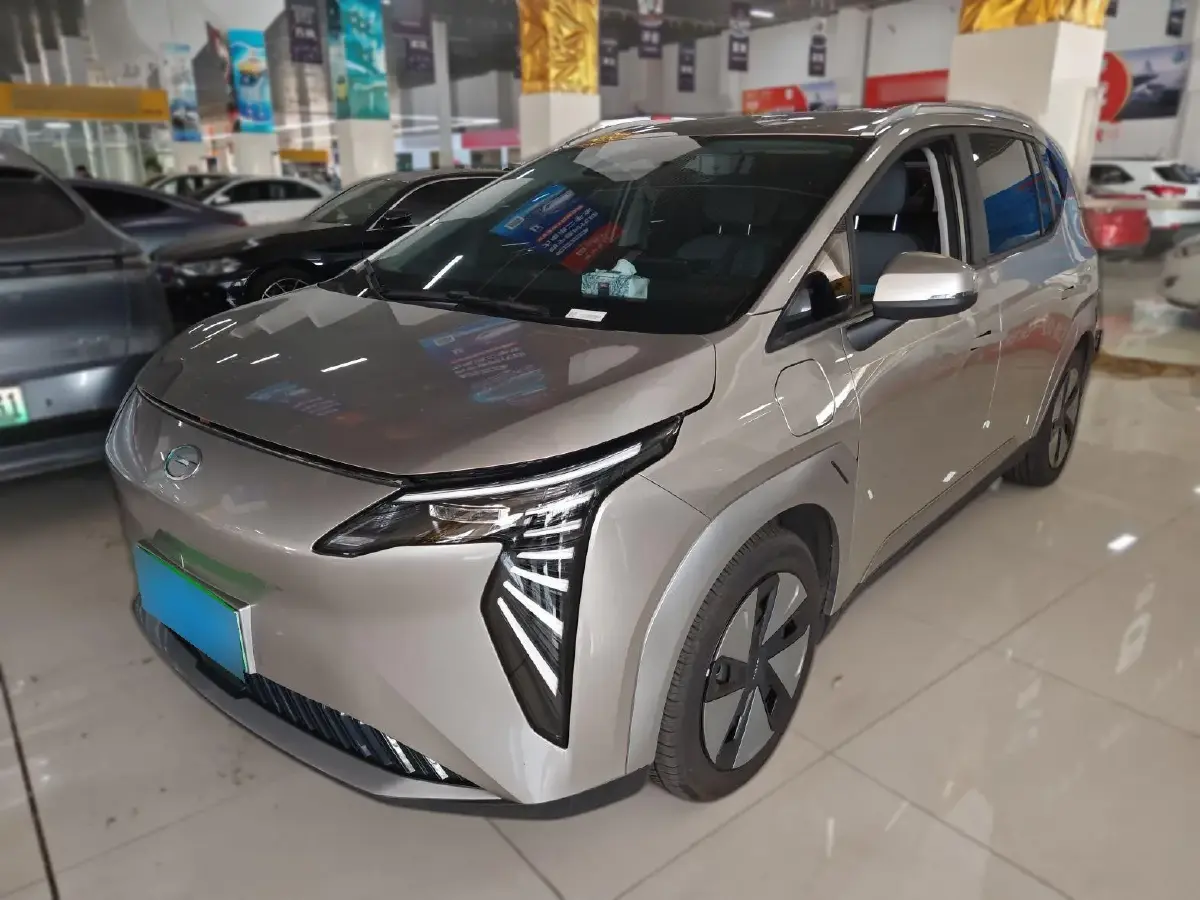 2023 Aion Y BEV 61.7KWH