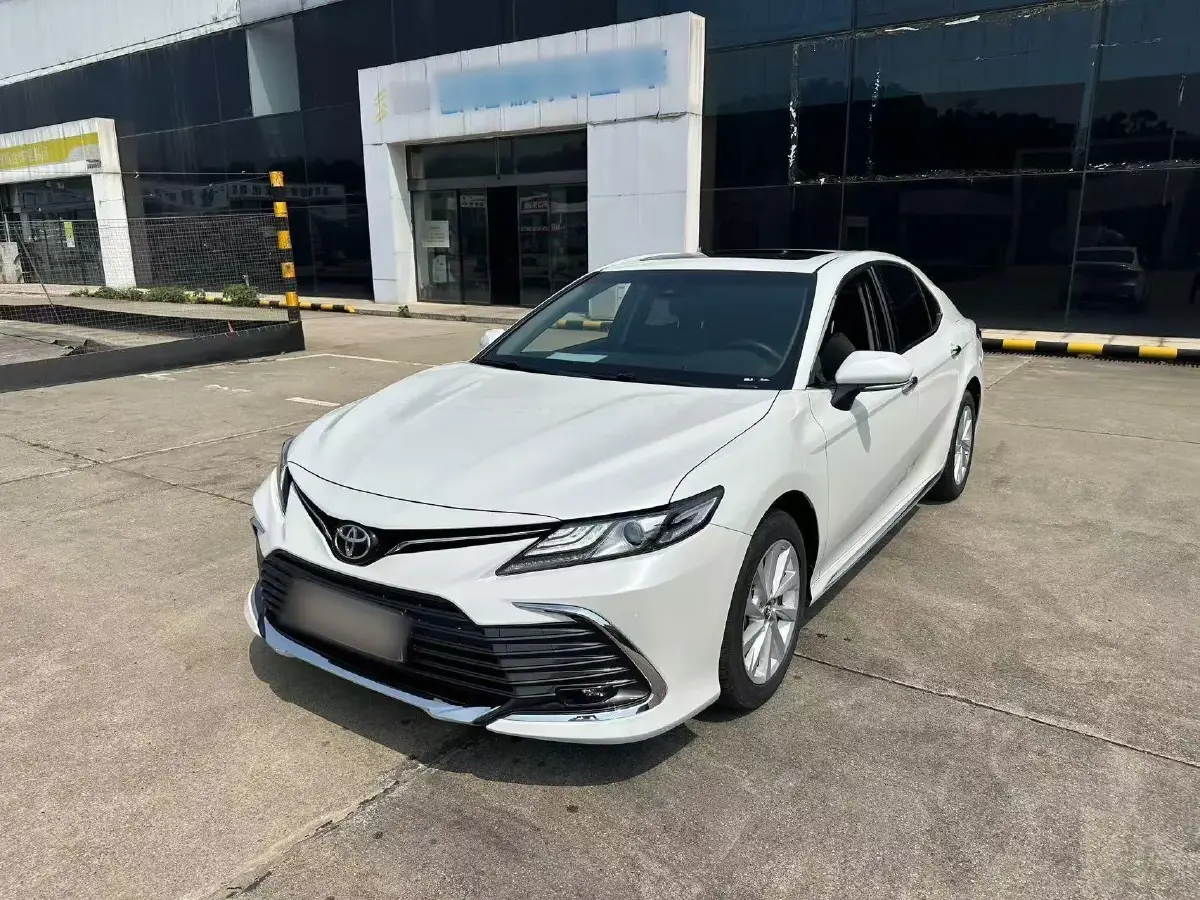 2023 Toyota Camry 2.0L 177HP L4 CVT