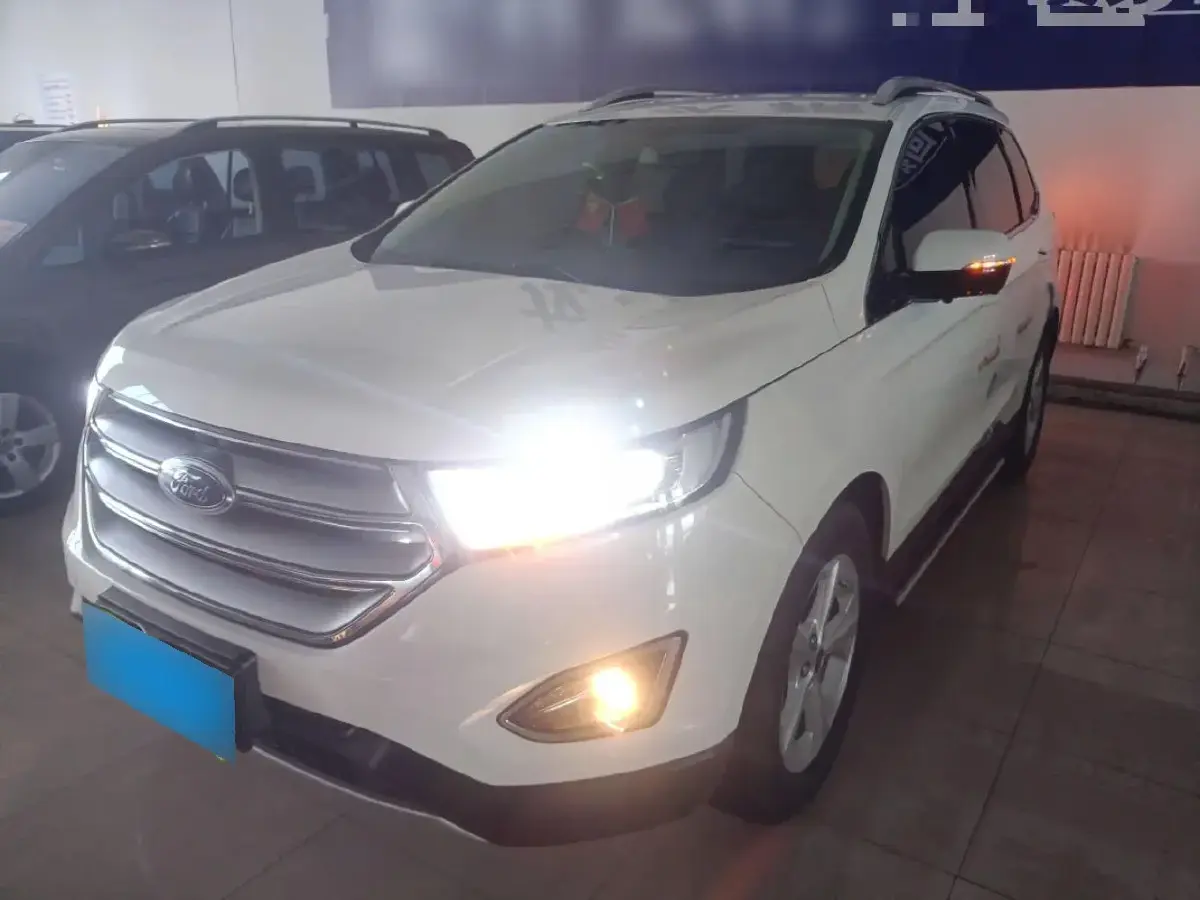 2016 Ford Edge 2.0T 245HP L4 6AT